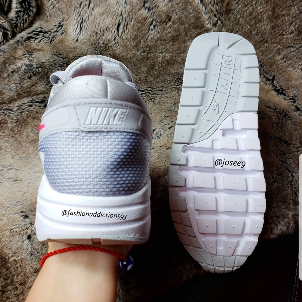 NWT Nike Air Max Zero Essential gray neon pink - Picture 5 of 5